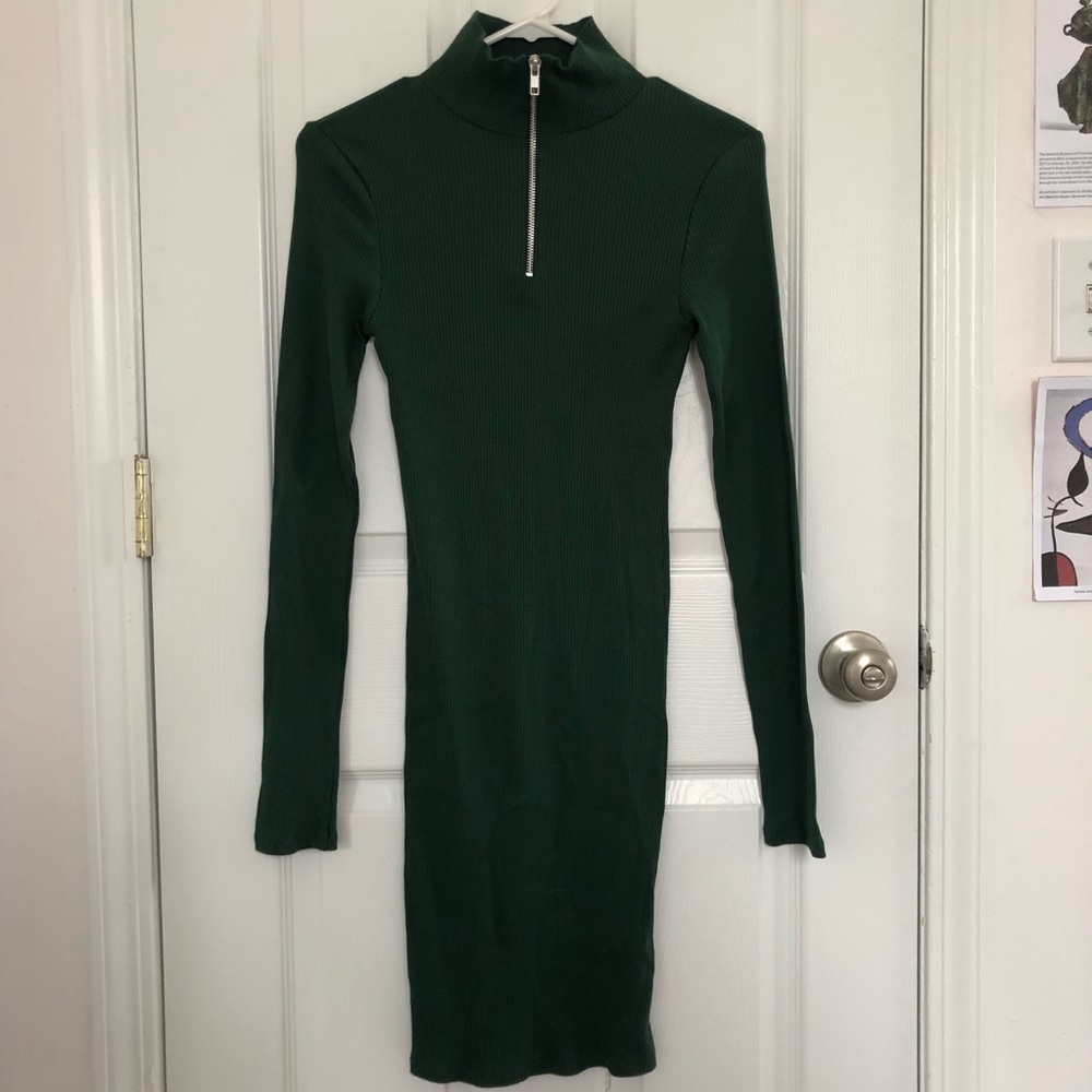 Green BodyCon Dress Mock Neck Zipper